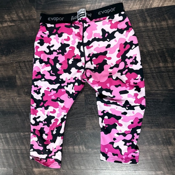East bay pink camo capri leggings - Picture 2 of 3